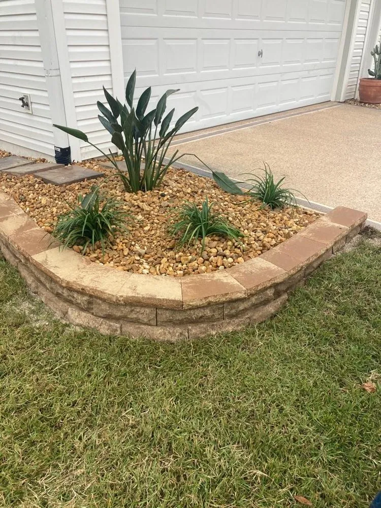 Reliable yard maintenance for homes across Leesburg, FL - Ab Landscaping and Tree Service
