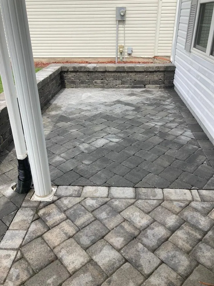 Trusted lawn care service in Leesburg, FL by Ab Landscaping and Tree Service