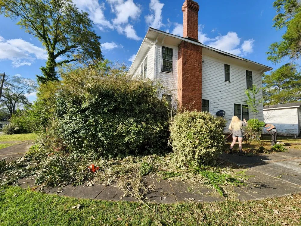 Local lawn mowing service in Piedmont, AL - A&B lawn Care & Maintenance