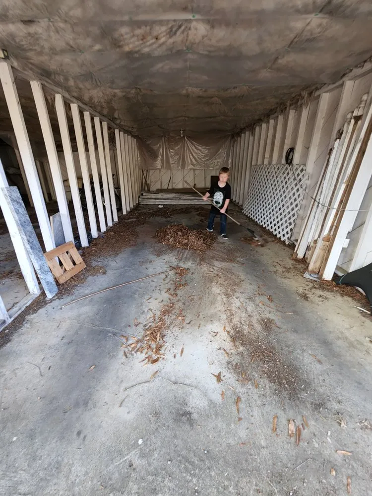 Local lawn mowing service experts serving Piedmont, AL - A&B lawn Care & Maintenance