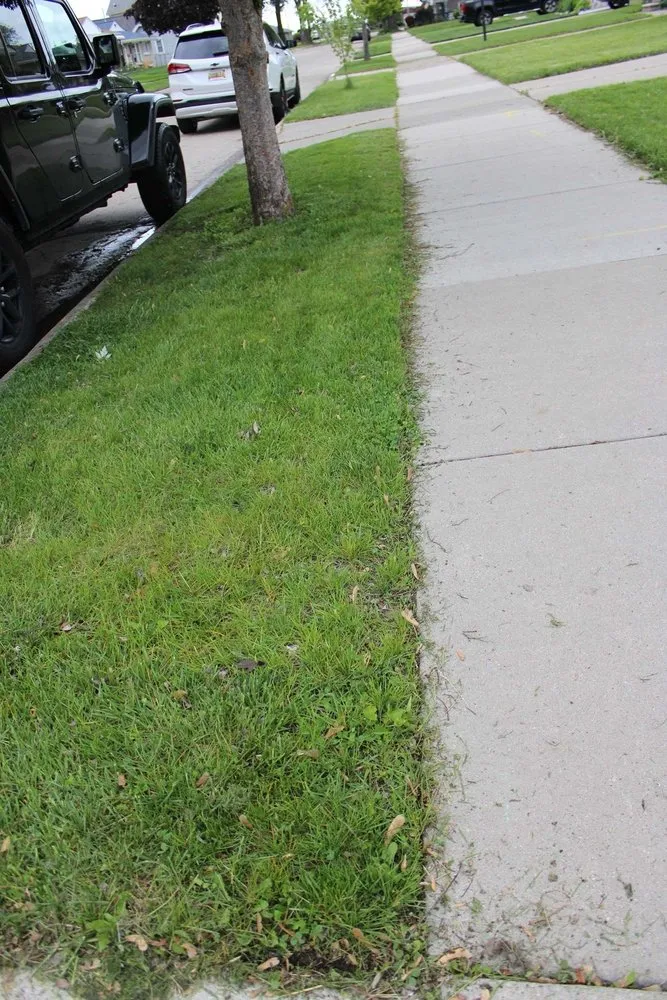 Professional lawn mowing service in St. Clair Shores, MI by A&B Lawn Care