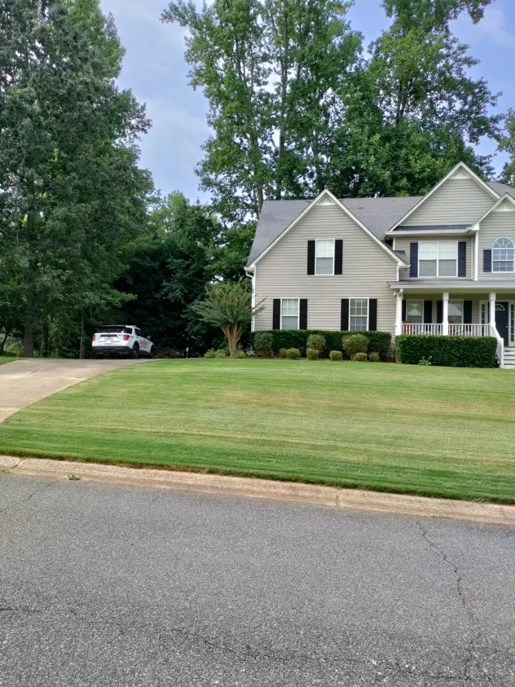 Expert garden landscaping experts serving Hiram, GA - A&B Lawn Services