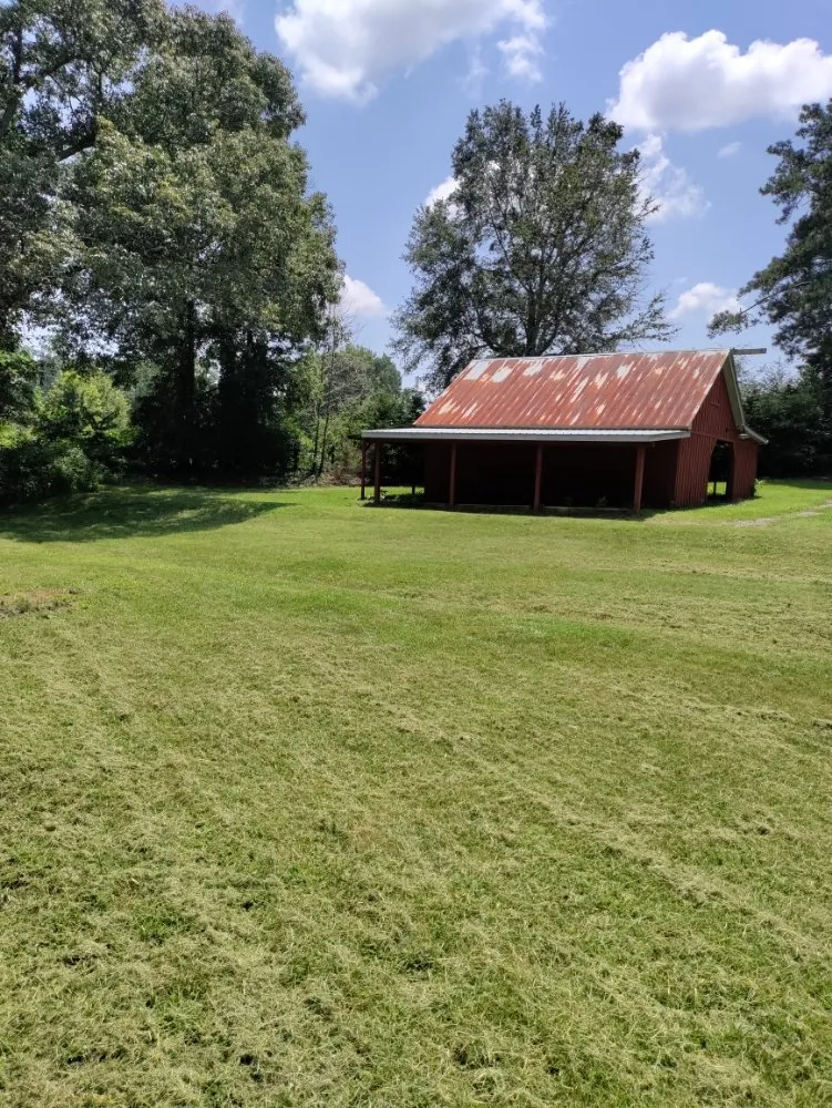 Custom lawn care service in Hiram, GA - A&B Lawn Services