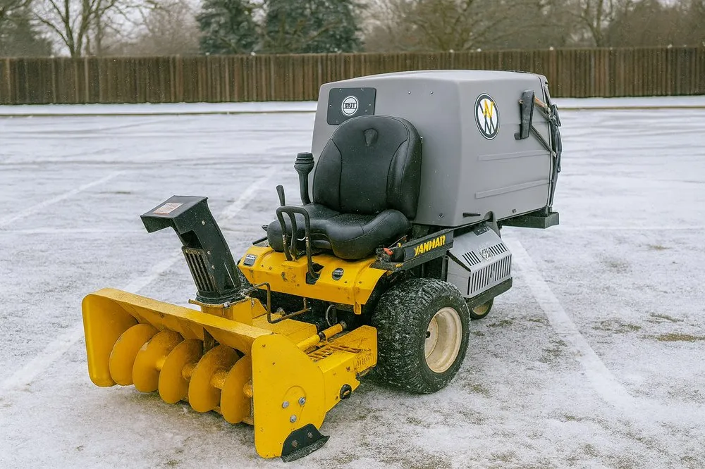 Custom yard maintenance in Wichita, KS - AB Mowing