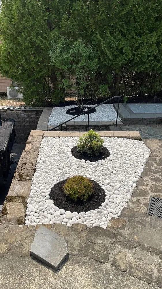 Expert residential landscaping experts serving Framingham, MA - A&B Quality Landscape