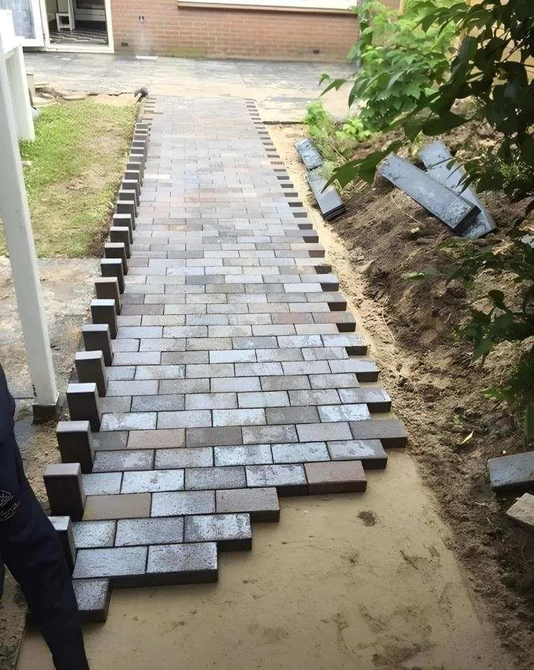 Local yard maintenance for residential properties in Prospect Heights, IL by Abarca's Masonry & Landscaping Bros