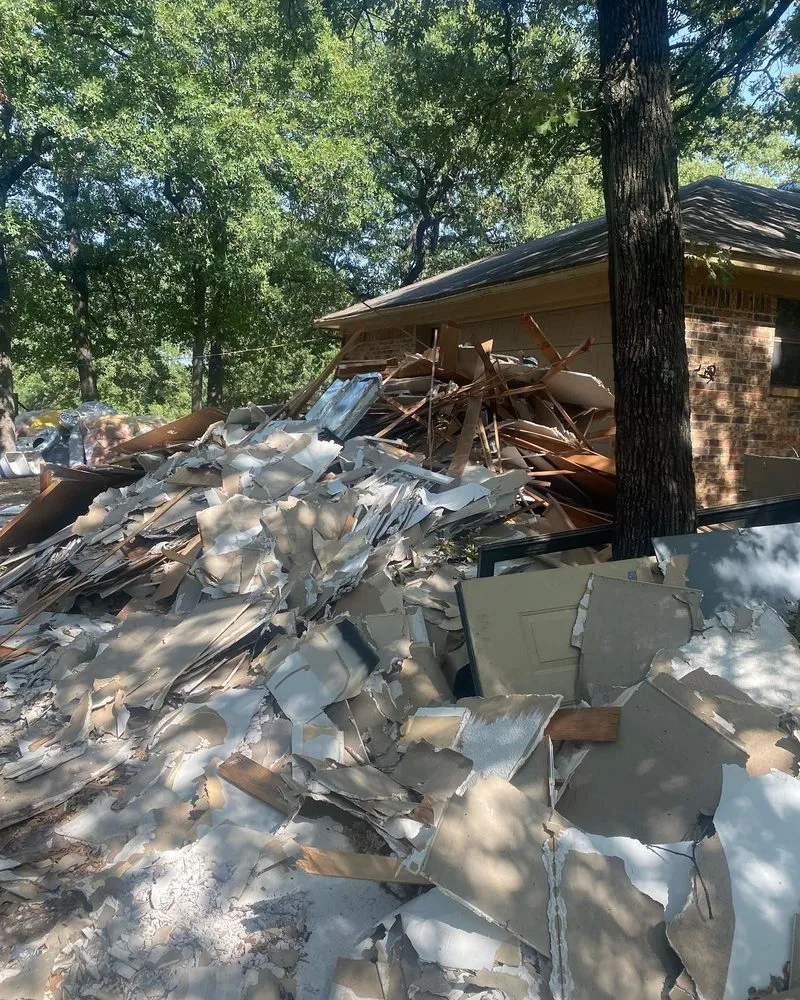 Trusted yard maintenance experts serving Aubrey, TX - Abbott’s Haul Off & Transport