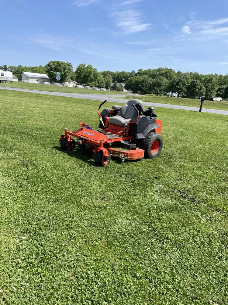 Professional garden landscaping experts serving Clayton, DE - Abbott’s Lawn Care