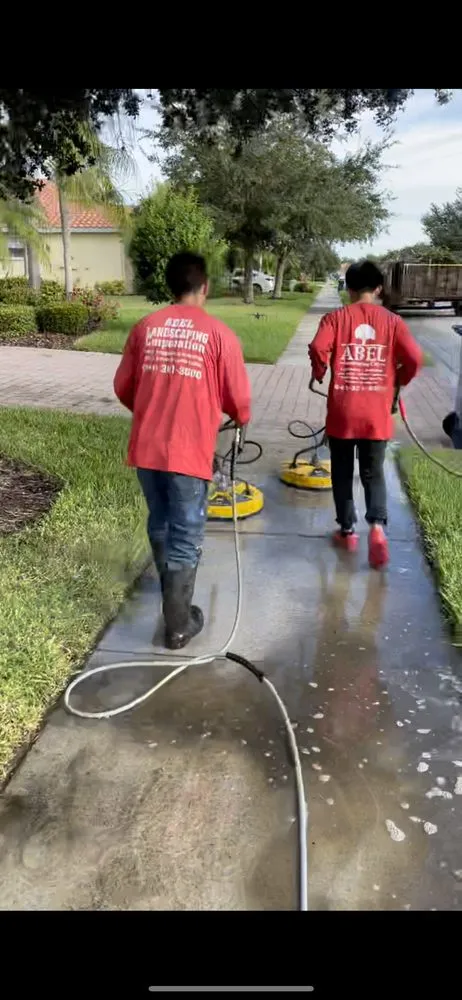 Trusted lawn mowing service experts serving Bradenton, FL - Abel Landscaping