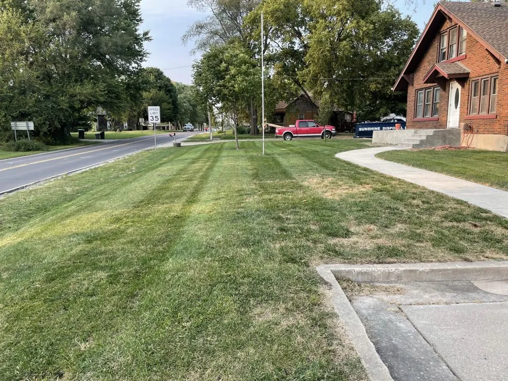 Top-rated outdoor landscaping for residential properties in Blue Springs, MO by Aber Property Management