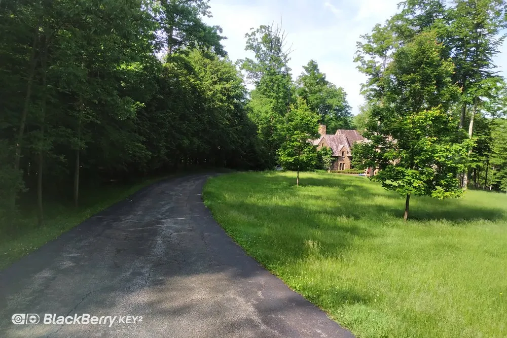 Professional garden landscaping experts serving Chagrin Falls, OH - A.Betton Landscaping