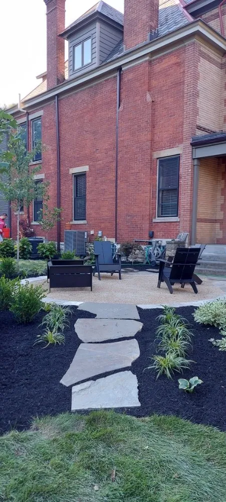 Affordable yard maintenance in Galloway, OH - Abix