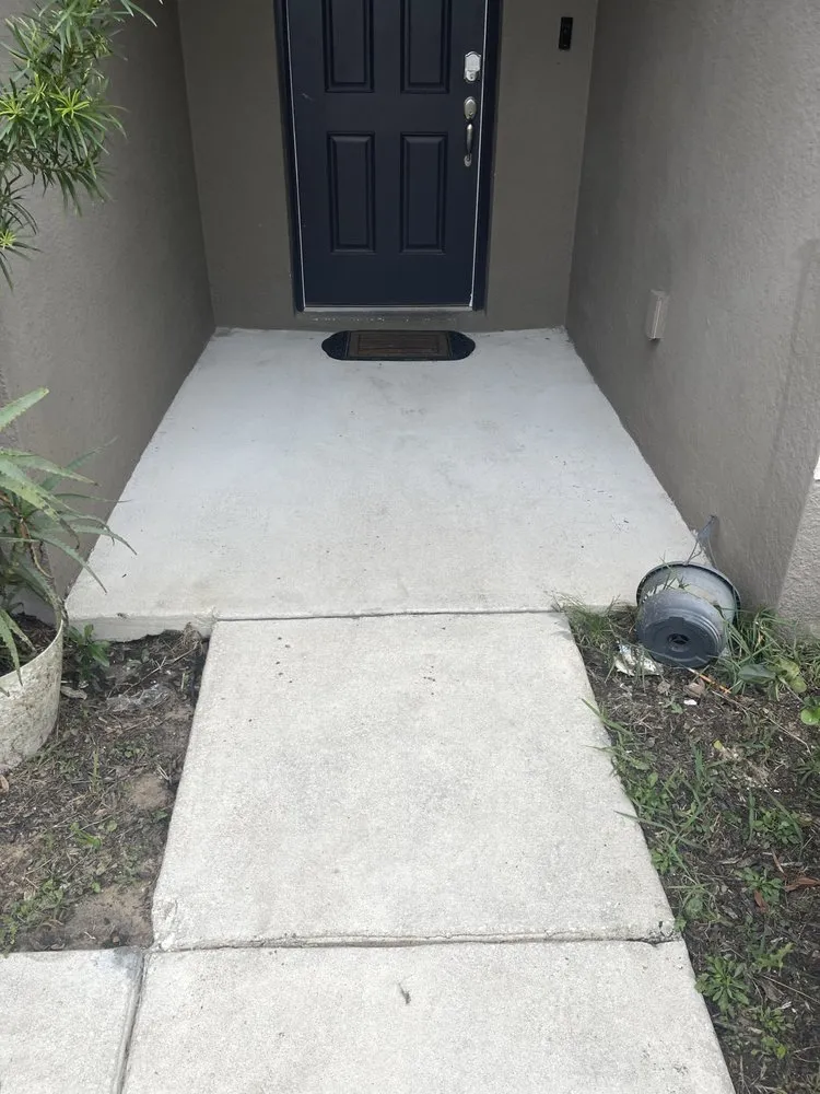 Reliable yard maintenance for year-round maintenance in Davenport, FL by ABJ Custom Cleaning Solutions