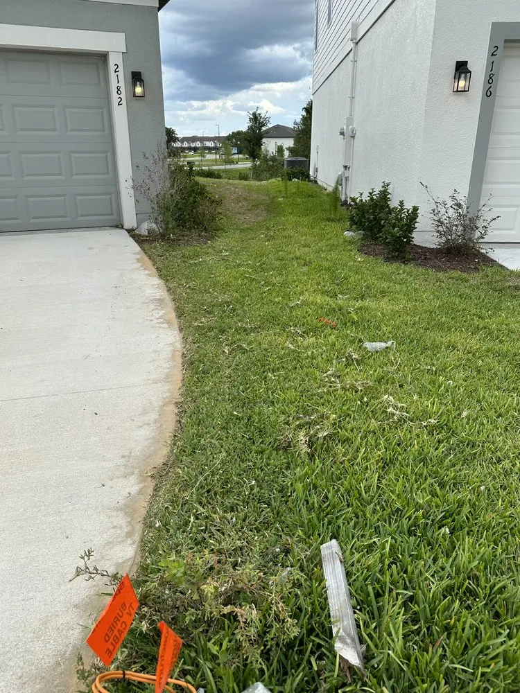 Local yard cleanup service for residential properties in Davenport, FL by ABJ Custom Cleaning Solutions