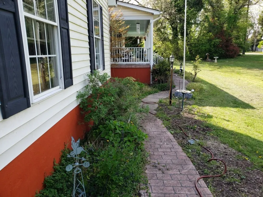 Top-rated yard maintenance for year-round maintenance across Colonial Beach, VA - Abney's Property Preservation