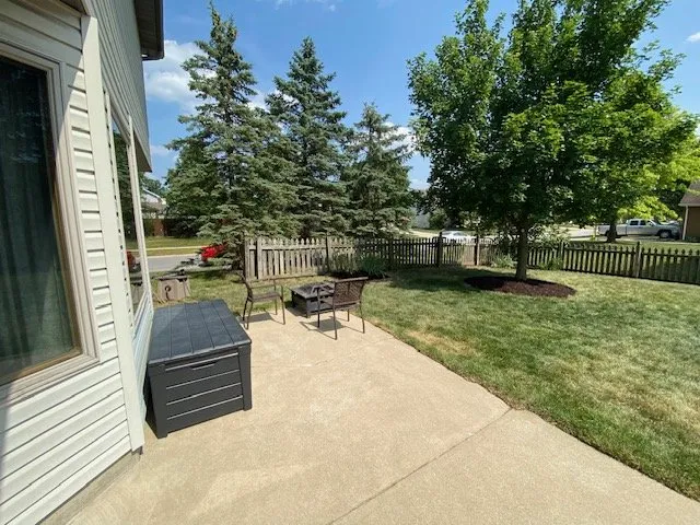 Top-rated yard cleanup service in Fort Wayne, IN - Aboite Landscaping