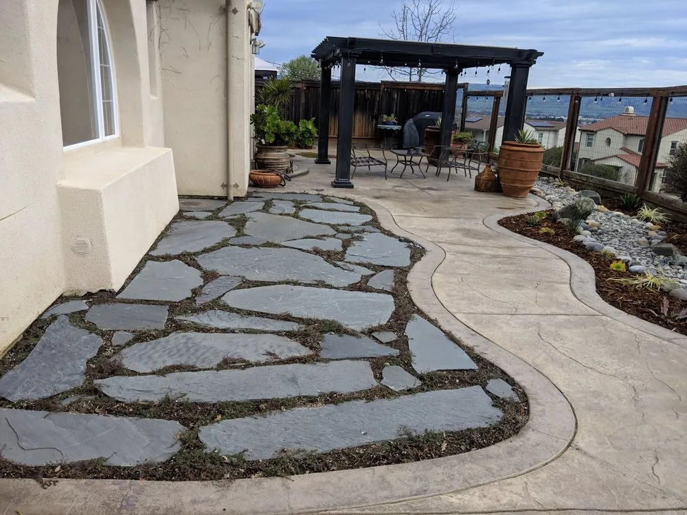 Top-rated yard maintenance in San Martin, CA by Abonce Landscape