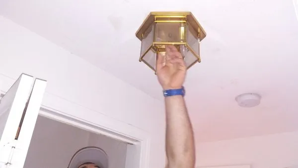 Above & Beyond Construction Services Logo