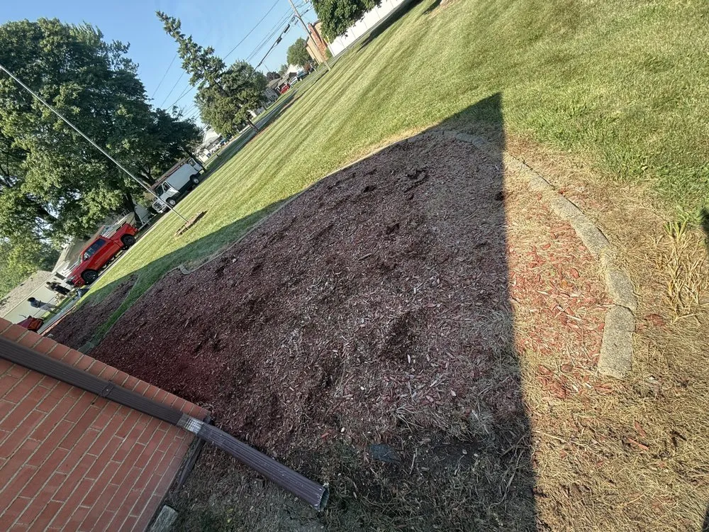 Reliable garden landscaping in Toledo, OH by Above All Gutter Cleaning