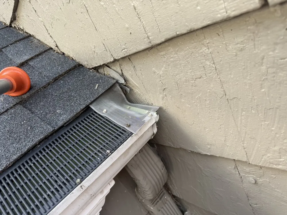 Professional residential landscaping experts serving Toledo, OH - Above All Gutter Cleaning