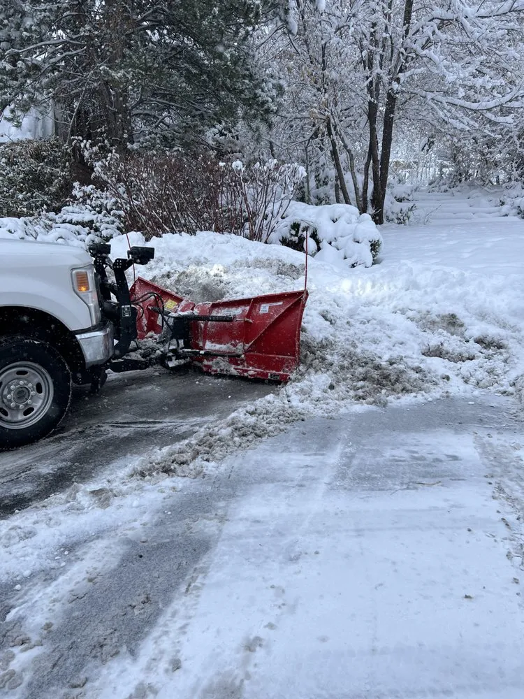 Professional garden landscaping experts serving Riverton, UT - Above All Landscaping