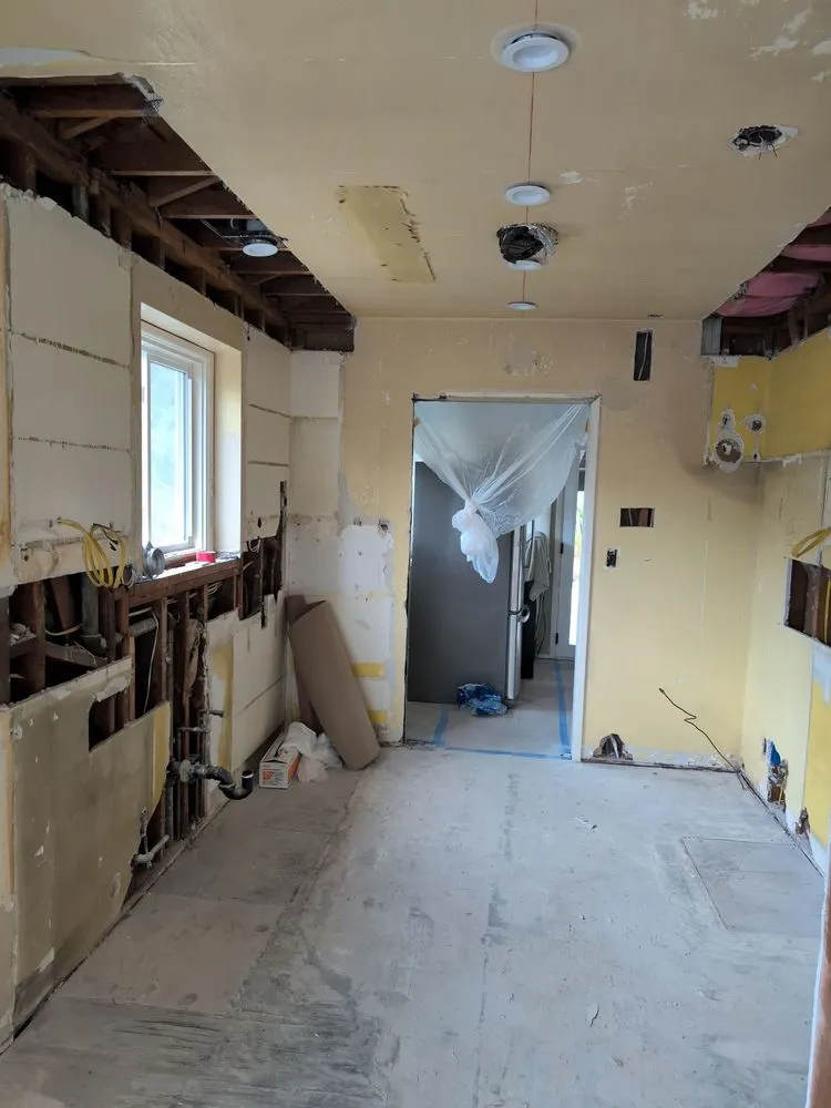 Expert yard maintenance for beautiful yards across San Fernando Valley, CA - Above And Beyond Builders