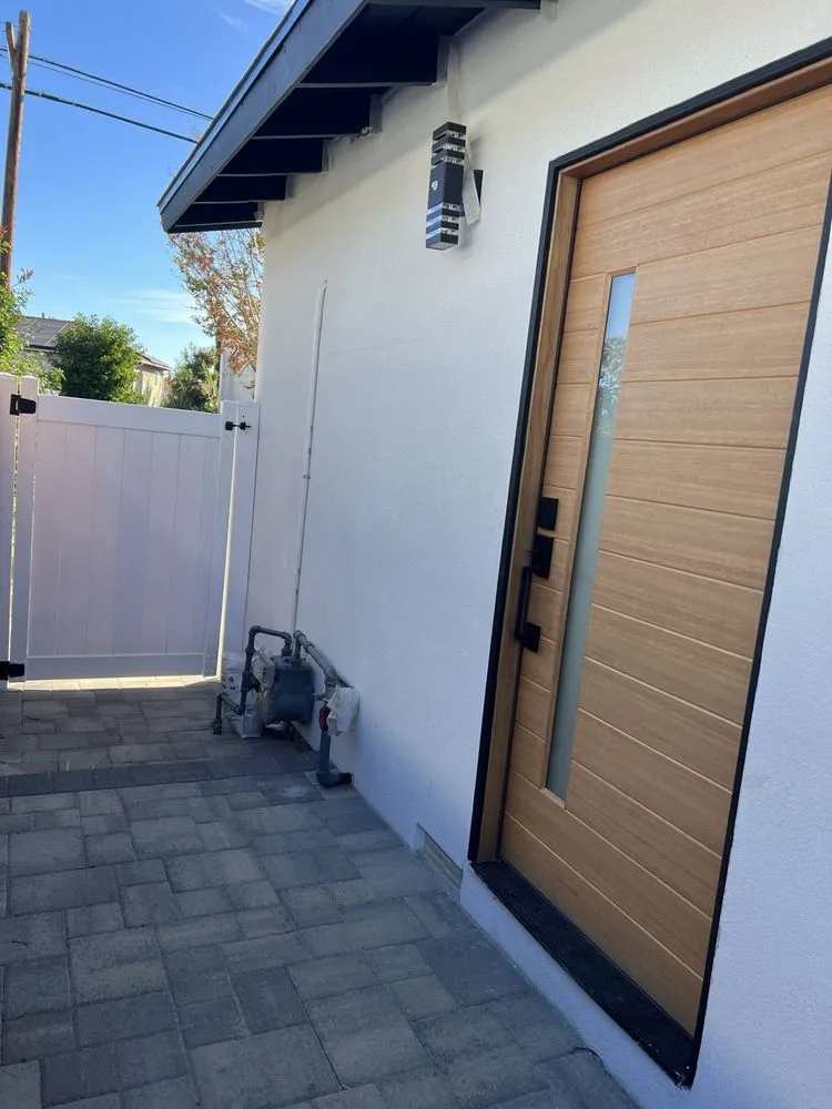 Expert landscape design experts serving San Fernando Valley, CA - Above And Beyond Builders