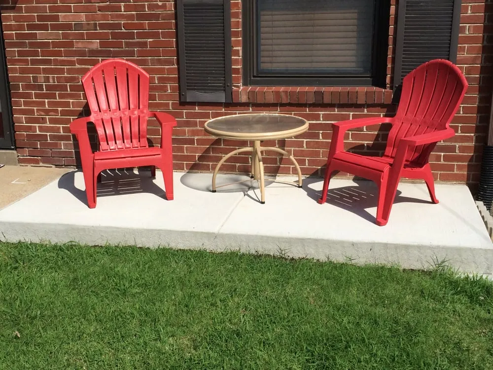 Expert yard cleanup service experts serving Saint Louis, MO - Above and Beyond Landscape Construction