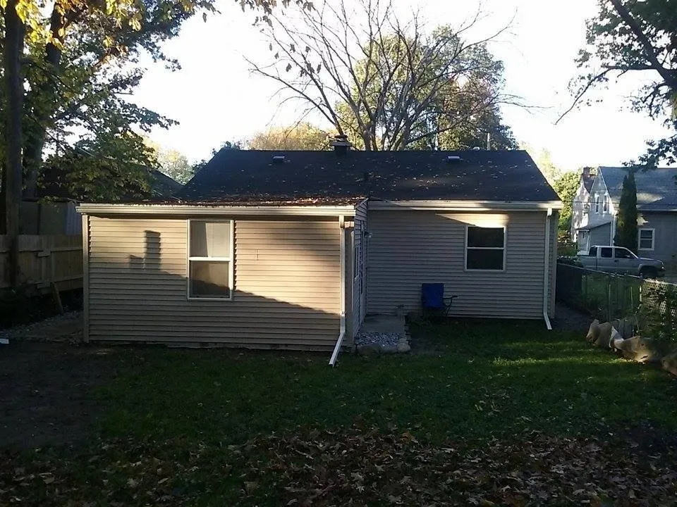 Expert yard maintenance for homes across Lansing, MI - Above and Beyond Professional Services