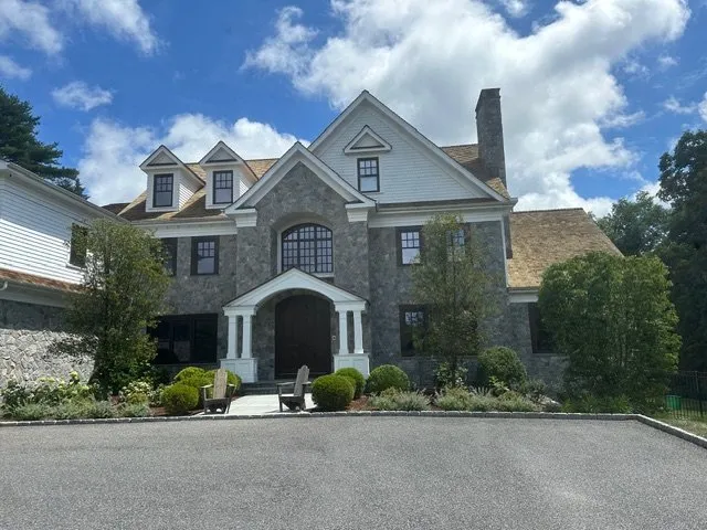 Local yard cleanup service in Stamford, CT by Above the Rest Landscape