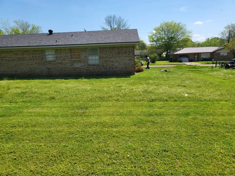 Affordable garden landscaping for residential properties in Crockett, TX by ABP Lawn Care