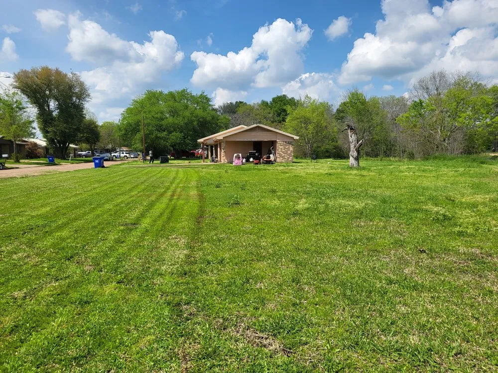 Trusted residential landscaping for residential properties across Crockett, TX - ABP Lawn Care