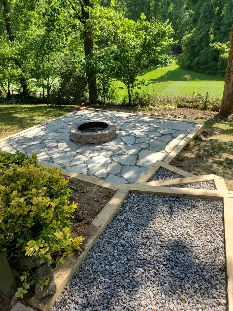 Professional landscaping services experts serving Asheville, NC - ABR Landscaping & Hardscaping