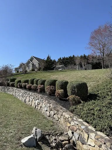 Custom lawn care service in Cloverdale, VA - AB&R Landscaping