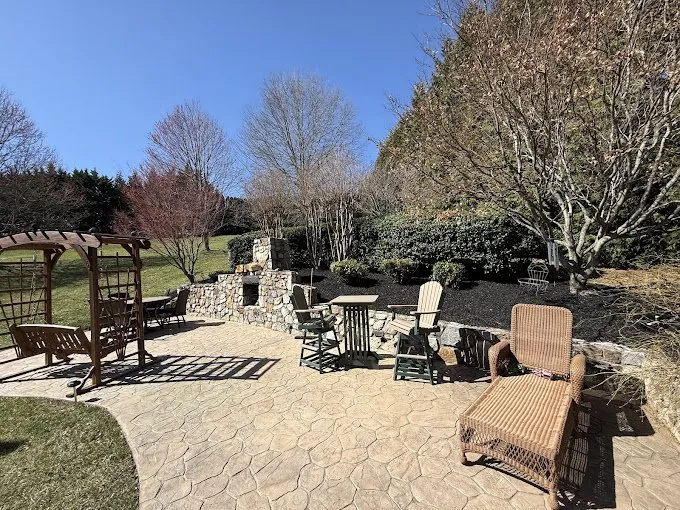 Custom residential landscaping for residential properties across Cloverdale, VA - AB&R Landscaping