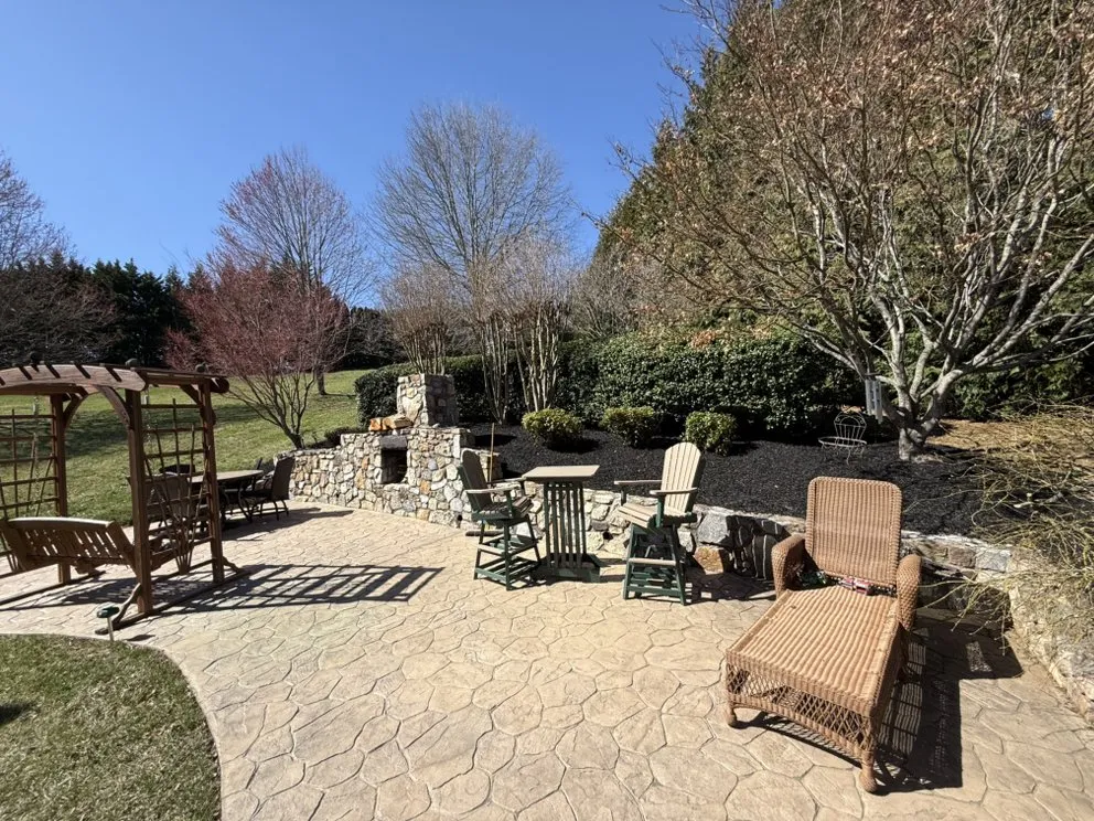 Top-rated residential landscaping for beautiful yards across Cloverdale, VA - AB&R Landscaping