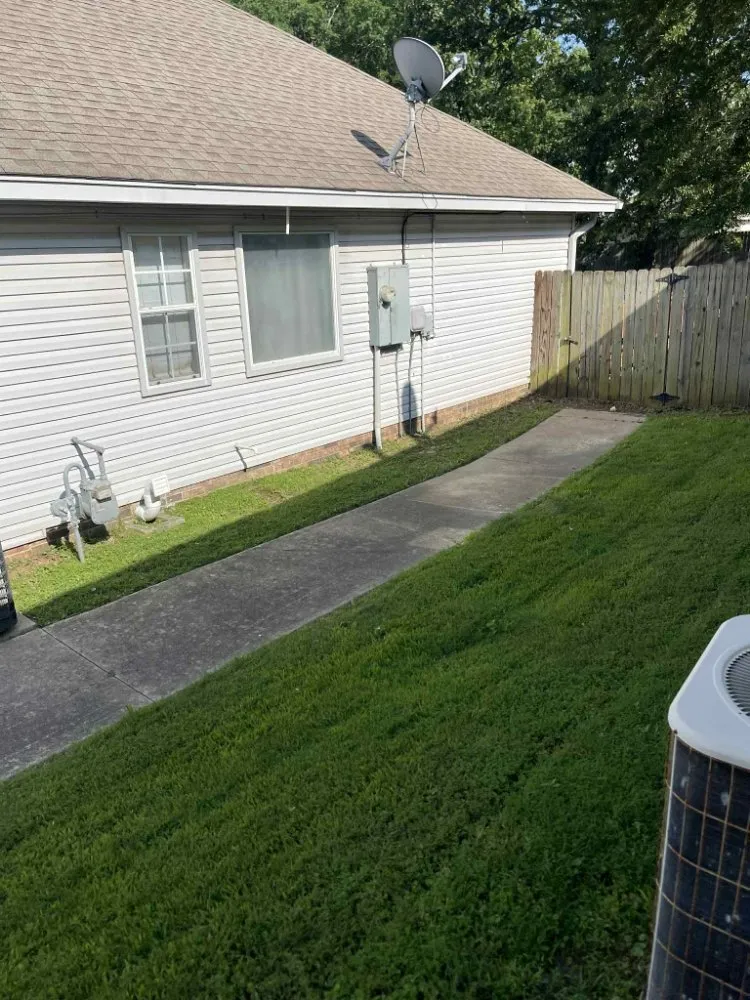 Reliable garden landscaping for year-round maintenance in Little Rock, AR by Abraham's Lawn Services