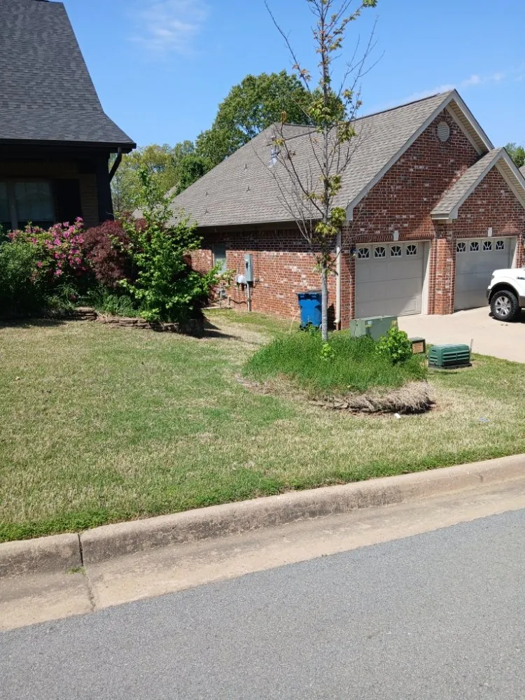 Custom lawn care service in Little Rock, AR by Abraham's Lawn Services