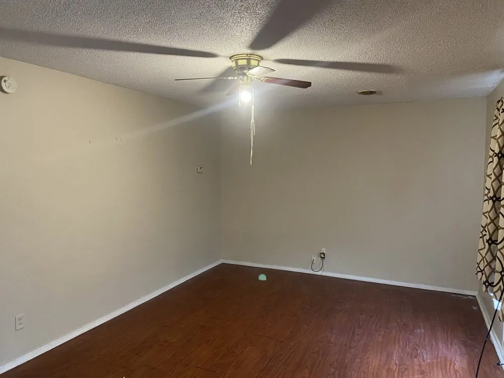 Affordable yard maintenance in Lansing, MI by Abram united Enterprises