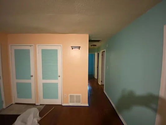 Abram united Enterprises Logo