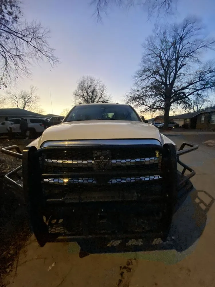 Top-rated lawn care service in Enid, OK - Abrams Mowing