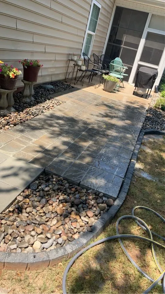 Custom lawn mowing service experts serving Belton, SC - A&bs Landscaping