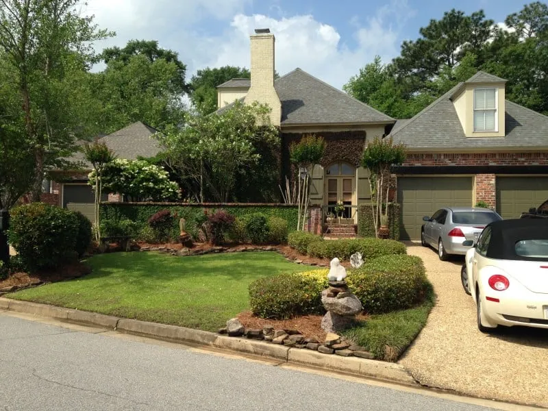 Trusted landscaping services for homes in Mobile, AL by Absolute Best Services