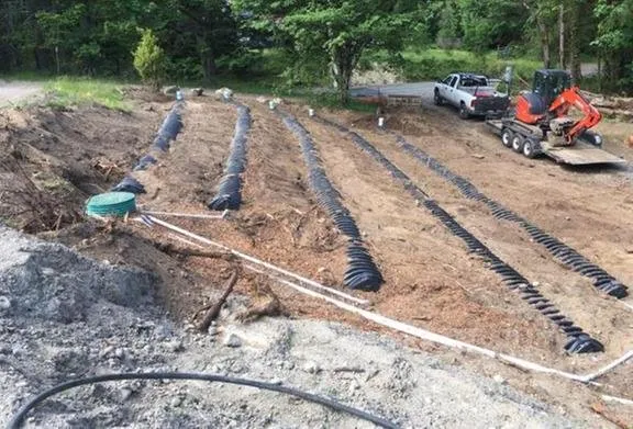 Professional landscaping services experts serving Poulsbo, WA - Absolute Earthworks