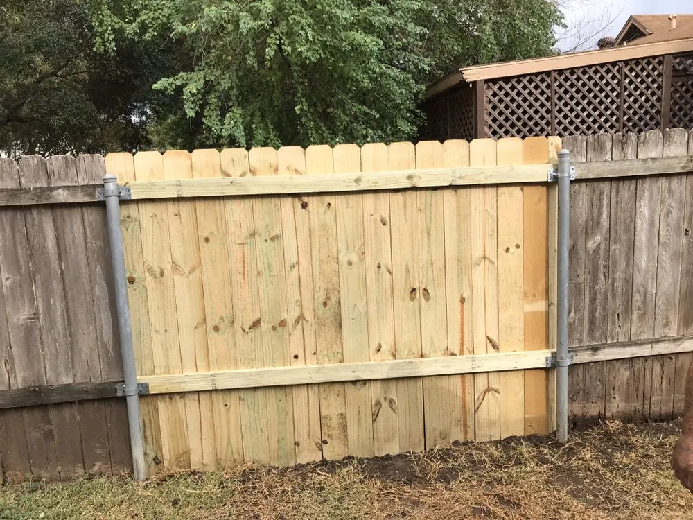 Custom lawn care service for homes in San Antonio, TX by Absolute Fencing & Lawncare