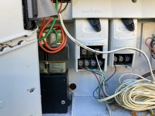 Absolute Land & Lawn Care Logo