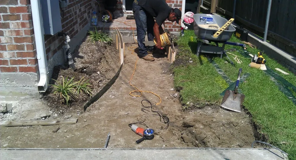 Local garden landscaping for residential properties in New Orleans, LA by Absolute Landscaping