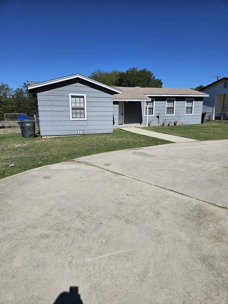 Trusted landscape design in Copperas Cove, TX by Absolute Lawn And Landscape Maintenance