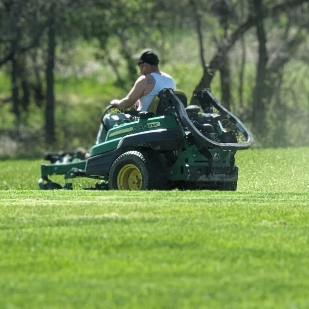 Top-rated landscape installation in Osceola, IA by Absolute Outdoor Service