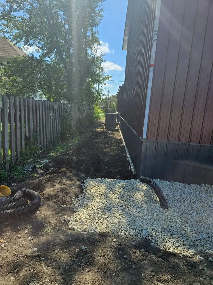 Expert lawn care service experts serving Osceola, IA - Absolute Outdoor Service